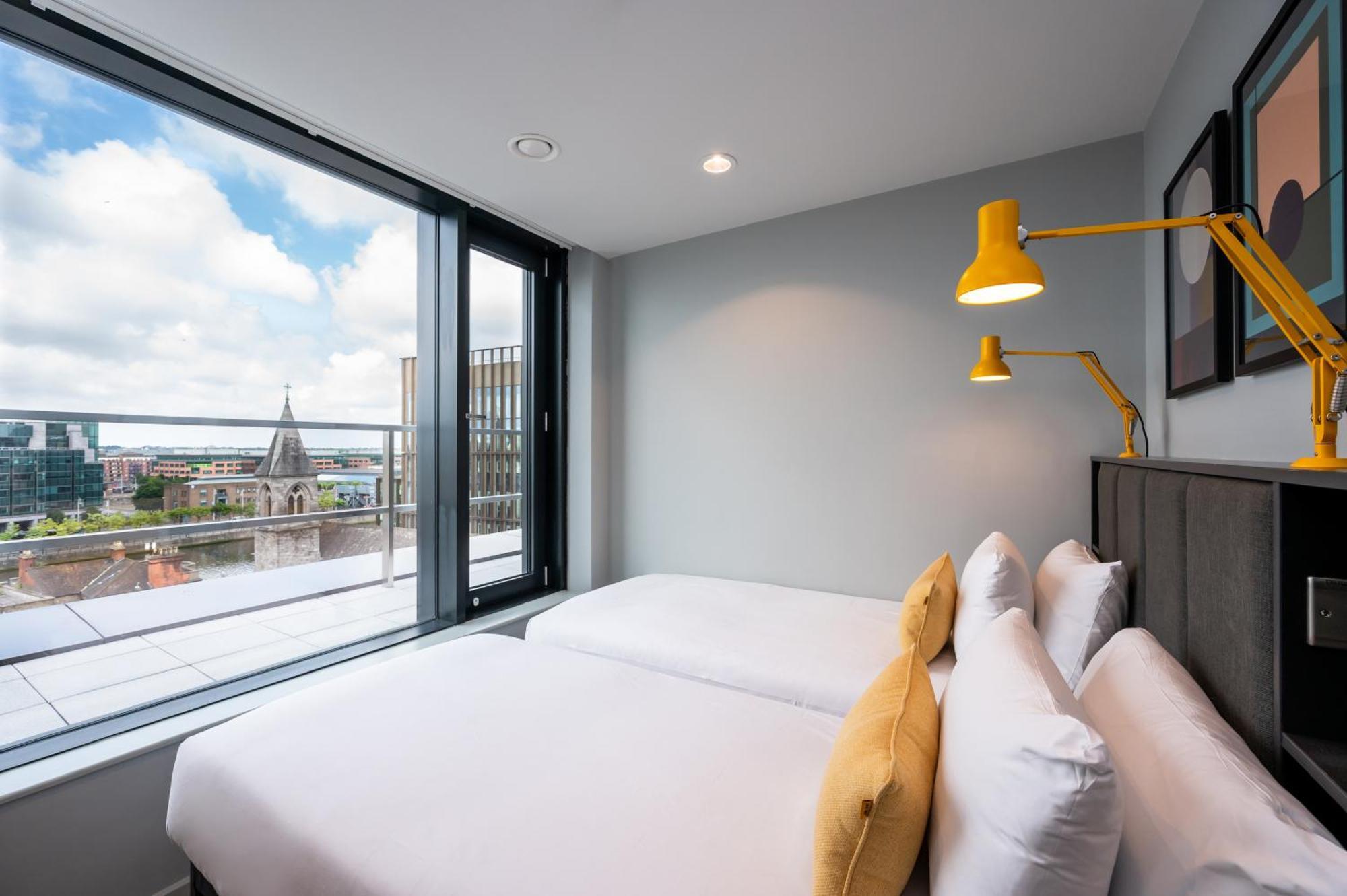 Staycity Aparthotels Dublin City Quay Oda fotoğraf