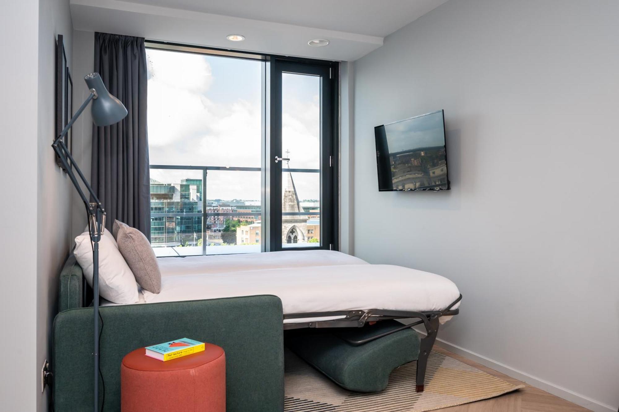 Staycity Aparthotels Dublin City Quay Oda fotoğraf