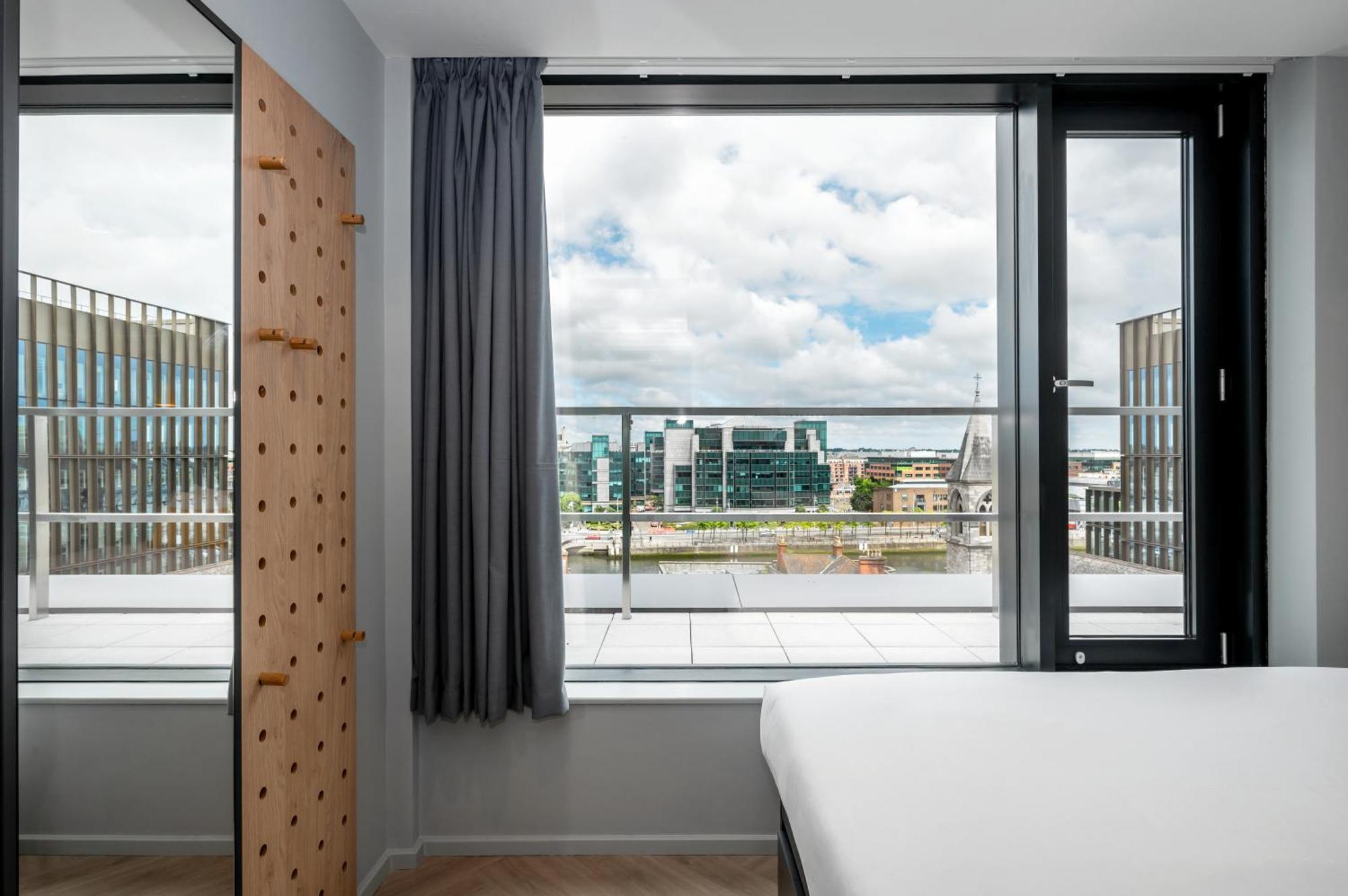 Staycity Aparthotels Dublin City Quay Dış mekan fotoğraf